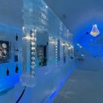 Ice Bar at 11pm. With no sun coming through the nearby big window, the lighting was fantastic! 